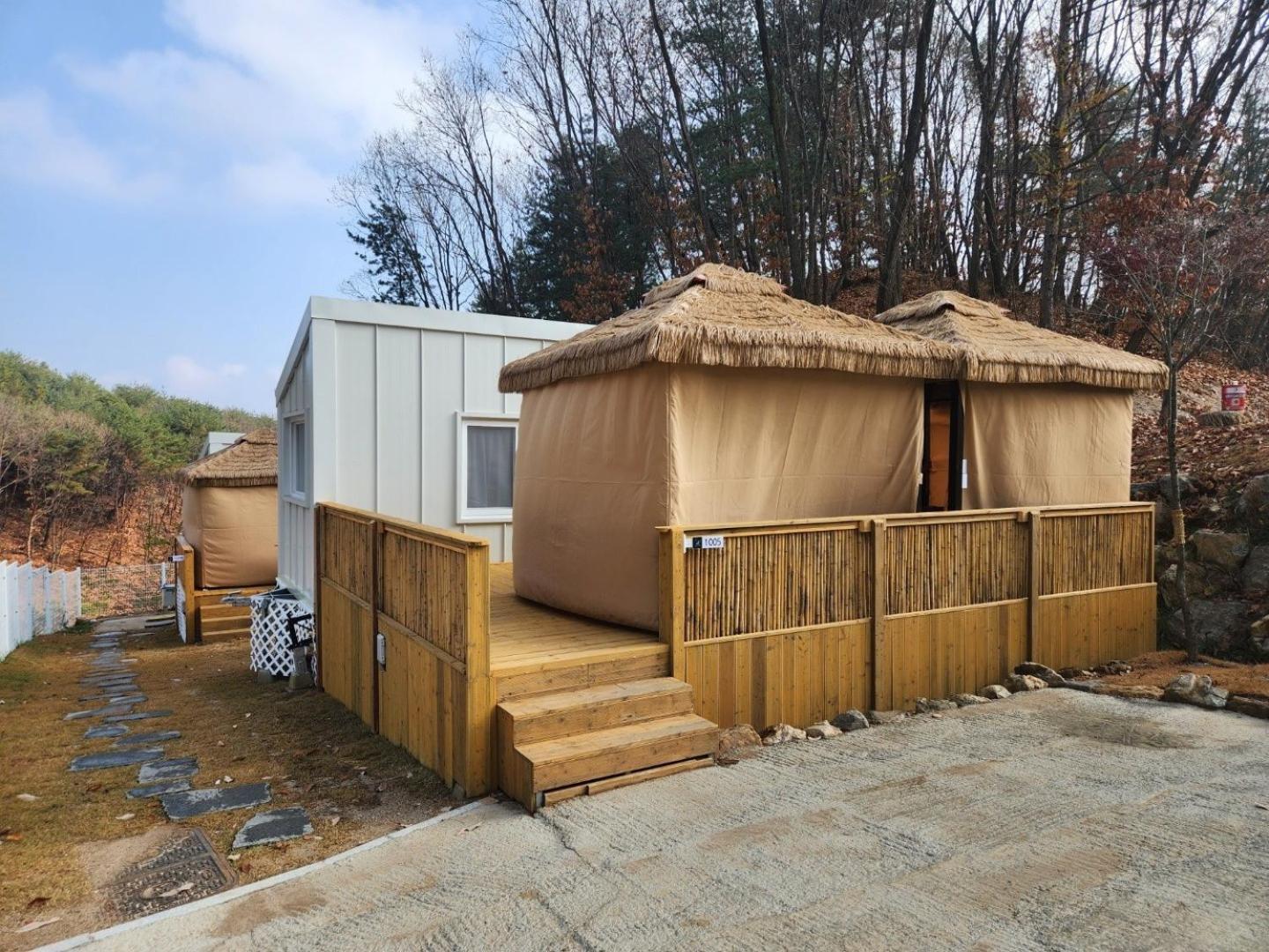 Chuncheon Weolsongli Camp Ξενοδοχείο Δωμάτιο φωτογραφία